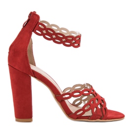Laura Mode Rode sandalen op een balk rood