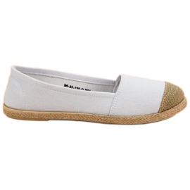 Modieuze witte espadrilles