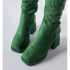 Groene warme laarzen op een massieve Fantino-hak groente 1
