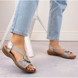 Comfortabele damesslip-on sandalen met metallic elastiek Rieker 60880-90 zilver 2