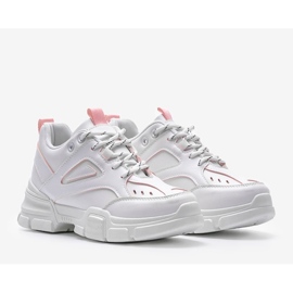 Christy's witte sneakers 1