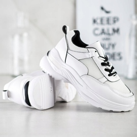 SHELOVET Comfortabele witte sneakers 3