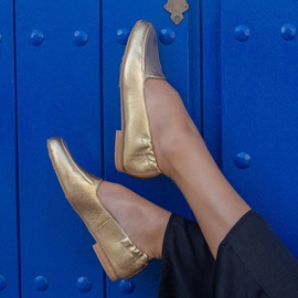 Marco Shoes Damesballerina's met een elastische band in het bovenwerk gouden 8